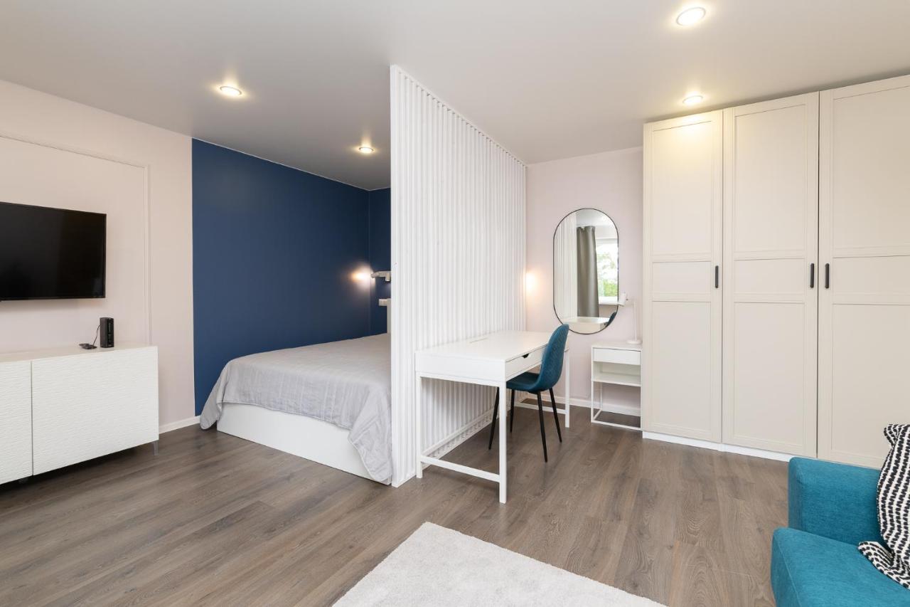 Cozy Stylish Studio Apartment With Free Parking By Centralapartments Талин Екстериор снимка
