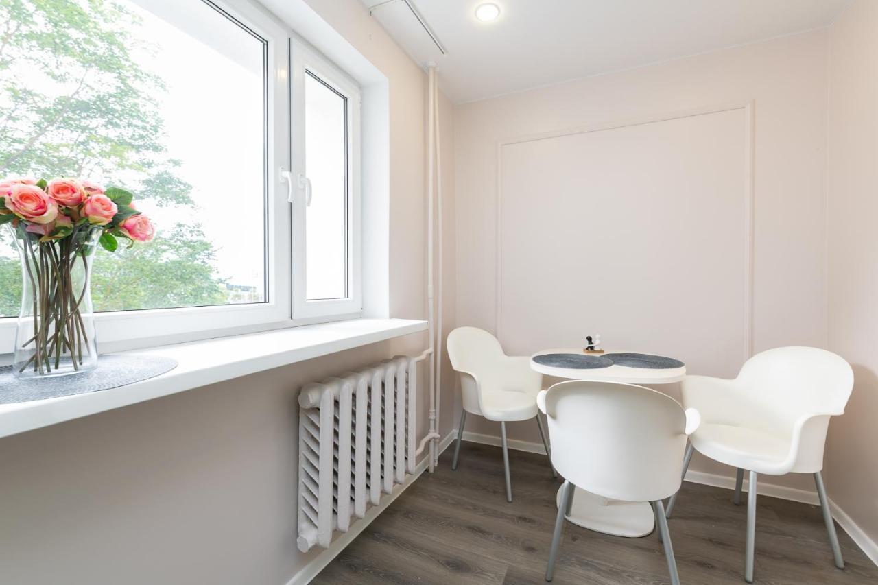 Cozy Stylish Studio Apartment With Free Parking By Centralapartments Талин Екстериор снимка